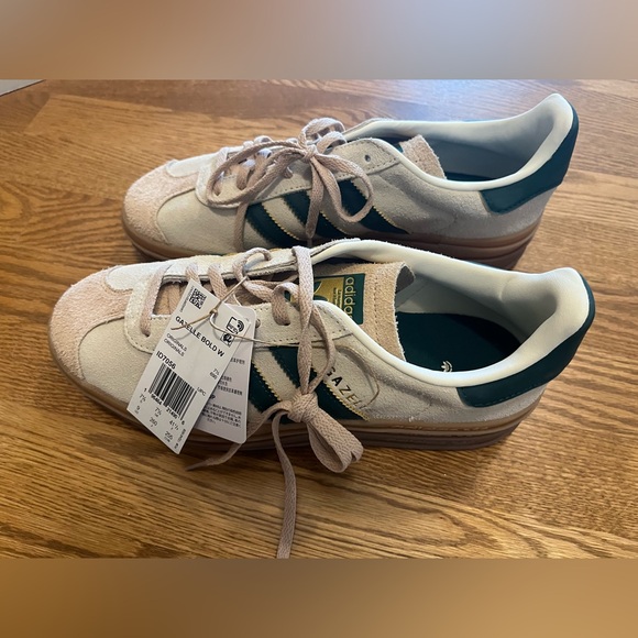 NWT Adidas Bold Gazelle Cream and Green W9 (no box) - Picture 3 of 4